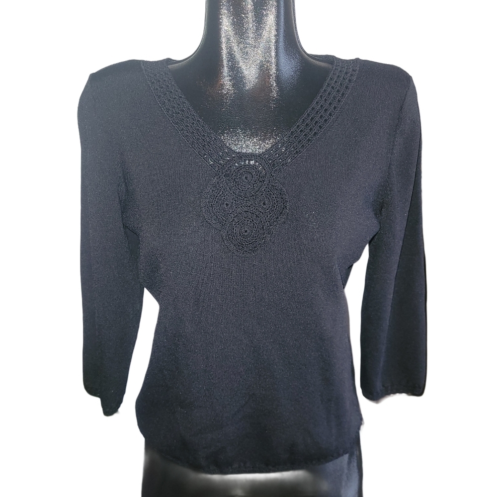 Nygard Collection Black Cropped Sleeve Sweater Size M